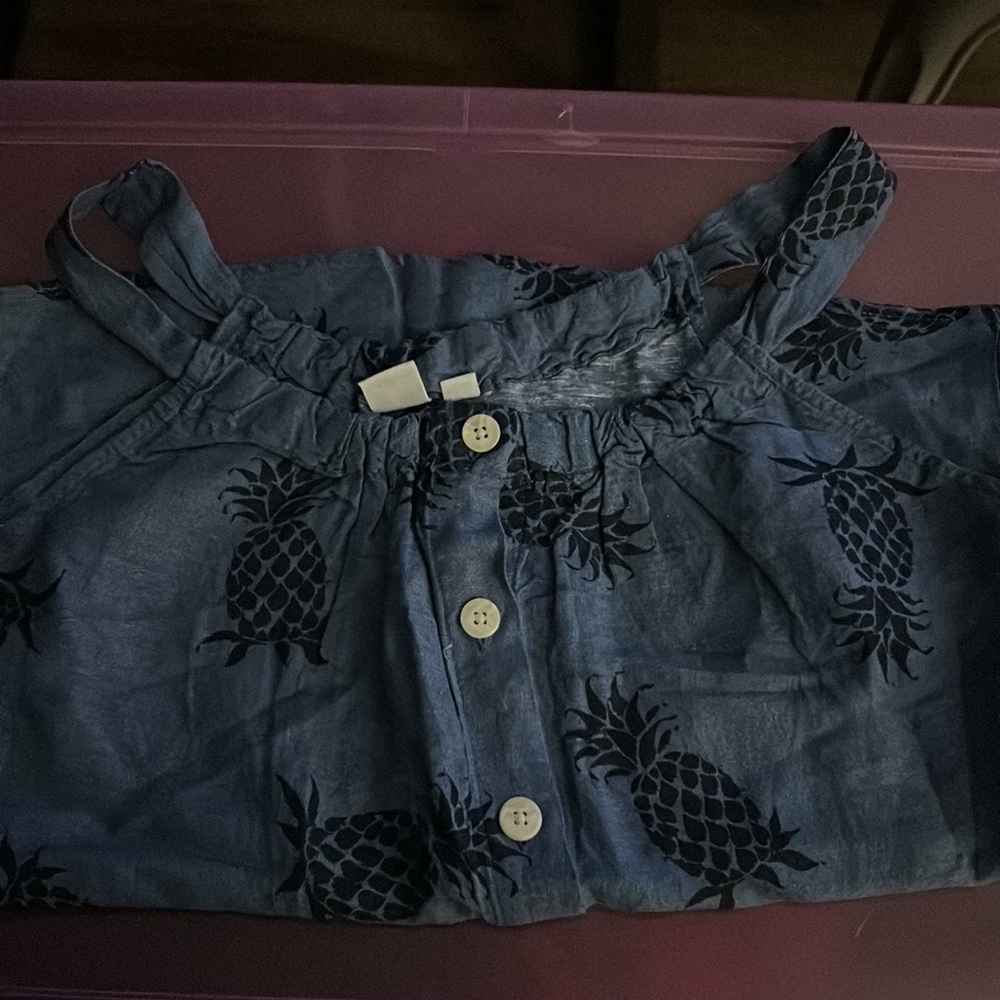 NWT Button Front Tank 🍍 - Picture 4 of 5